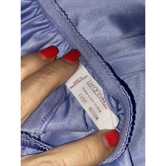 Vintage 90s Lily of France Blue Periwinkle Nylon 1/2 Slip 24.5” Long Sz Med - Picture 6 of 6